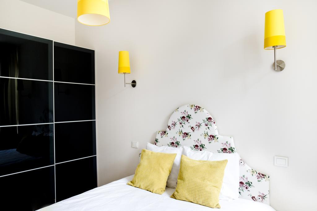 Bright Apartment In Old Town By Urban Rent Вильнюс Экстерьер фото